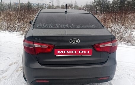 KIA Rio III рестайлинг, 2013 год, 700 000 рублей, 3 фотография