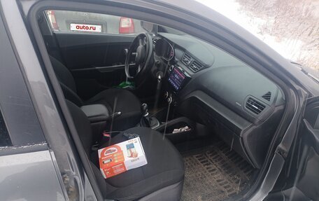 KIA Rio III рестайлинг, 2013 год, 700 000 рублей, 8 фотография