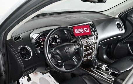 Nissan Pathfinder, 2014 год, 1 699 000 рублей, 15 фотография