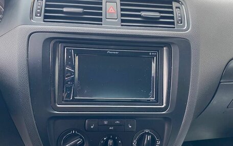 Volkswagen Jetta VI, 2014 год, 1 070 000 рублей, 13 фотография