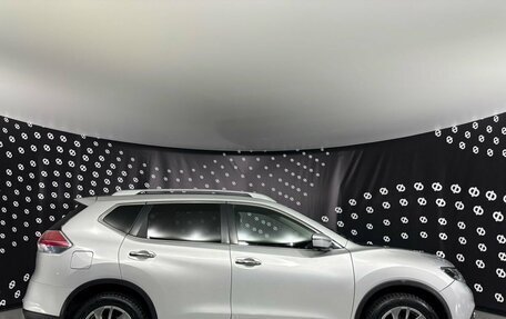 Nissan X-Trail, 2017 год, 2 090 000 рублей, 4 фотография