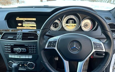 Mercedes-Benz C-Класс, 2012 год, 1 750 000 рублей, 19 фотография