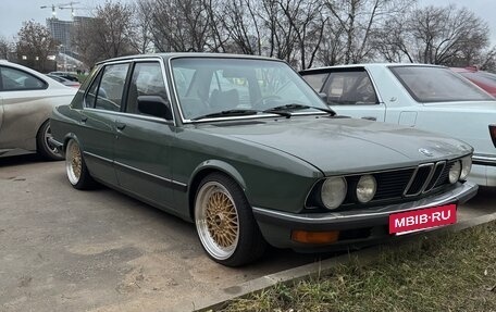 BMW 5 серия, 1984 год, 495 000 рублей, 2 фотография