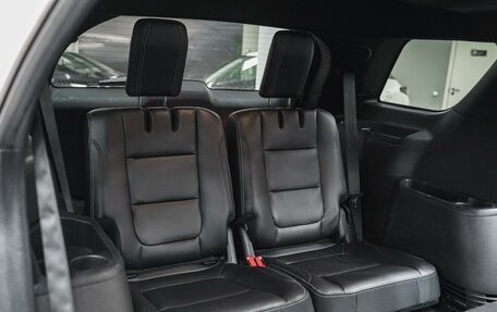 Ford Explorer VI, 2017 год, 2 249 000 рублей, 8 фотография