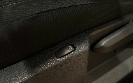 Renault Kaptur I рестайлинг, 2017 год, 1 299 000 рублей, 32 фотография