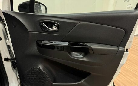 Renault Kaptur I рестайлинг, 2017 год, 1 299 000 рублей, 28 фотография