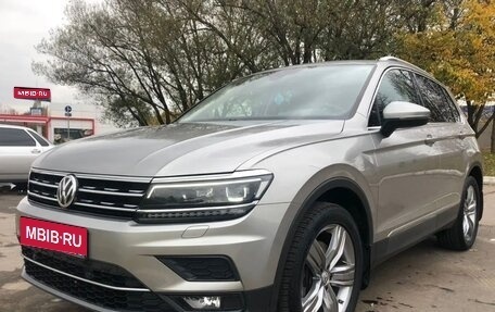 Volkswagen Tiguan II, 2019 год, 3 900 000 рублей, 1 фотография