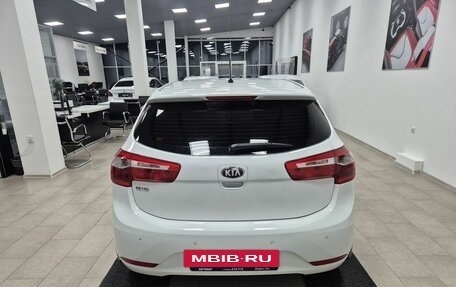 KIA Rio III рестайлинг, 2013 год, 826 000 рублей, 6 фотография