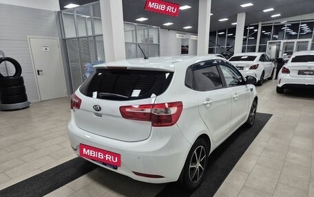 KIA Rio III рестайлинг, 2013 год, 826 000 рублей, 7 фотография