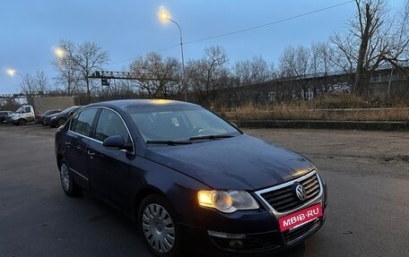 Volkswagen Passat B6, 2006 год, 260 000 рублей, 2 фотография