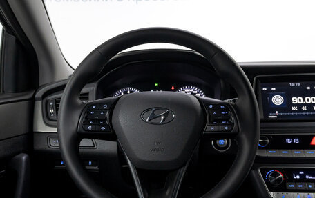 Hyundai Sonata VII, 2018 год, 2 069 000 рублей, 21 фотография