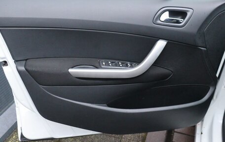 Peugeot 308 II, 2011 год, 799 000 рублей, 12 фотография