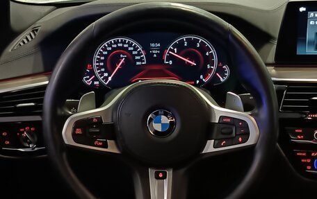 BMW 5 серия, 2018 год, 4 995 000 рублей, 19 фотография