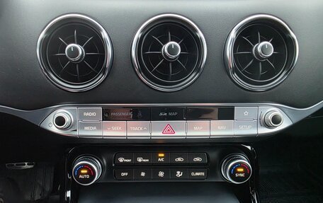 KIA Stinger I, 2018 год, 3 300 000 рублей, 13 фотография