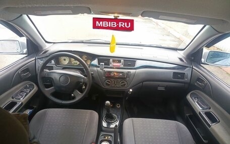 Mitsubishi Lancer IX, 2004 год, 310 000 рублей, 17 фотография
