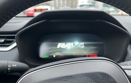 Toyota RAV4, 2025 год, 4 300 000 рублей, 14 фотография