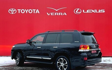 Toyota Land Cruiser 200, 2020 год, 8 850 000 рублей, 3 фотография