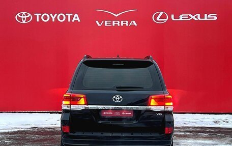 Toyota Land Cruiser 200, 2020 год, 8 850 000 рублей, 7 фотография