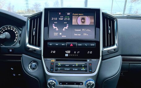 Toyota Land Cruiser 200, 2020 год, 8 850 000 рублей, 16 фотография