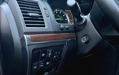 Toyota Land Cruiser 200, 2020 год, 8 850 000 рублей, 15 фотография