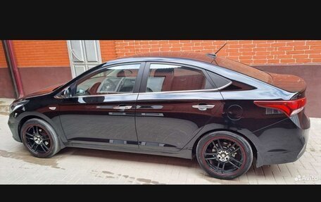 Hyundai Solaris II рестайлинг, 2017 год, 1 580 000 рублей, 2 фотография