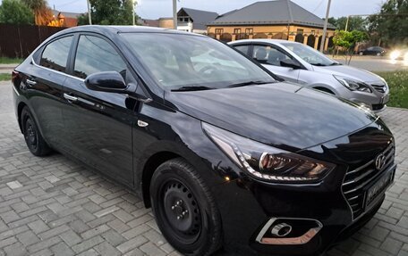 Hyundai Solaris II рестайлинг, 2017 год, 1 580 000 рублей, 4 фотография