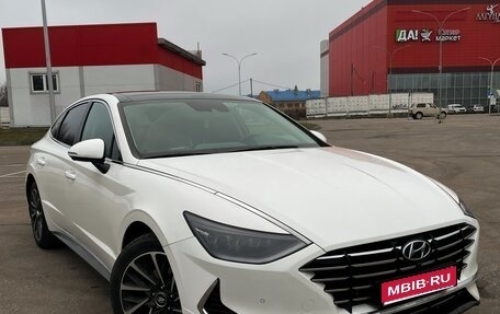 Hyundai Sonata VIII, 2022 год, 2 950 000 рублей, 1 фотография