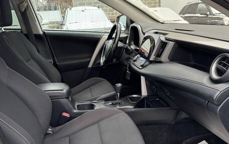 Toyota RAV4, 2019 год, 2 550 000 рублей, 16 фотография