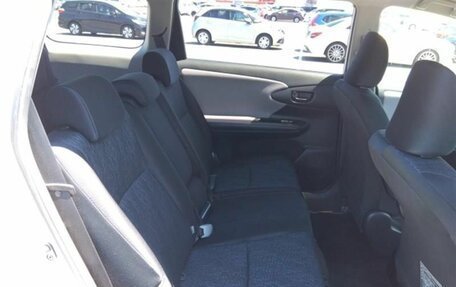 Toyota Wish II, 2011 год, 1 470 000 рублей, 19 фотография