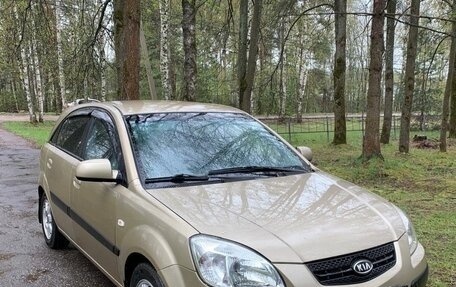 KIA Rio II, 2006 год, 555 555 рублей, 10 фотография