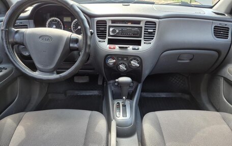 KIA Rio II, 2006 год, 555 555 рублей, 18 фотография