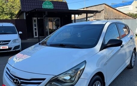 Hyundai Solaris II рестайлинг, 2015 год, 787 000 рублей, 3 фотография