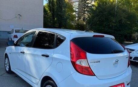 Hyundai Solaris II рестайлинг, 2015 год, 787 000 рублей, 5 фотография