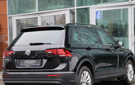 Volkswagen Tiguan II, 2018 год, 2 190 000 рублей, 5 фотография