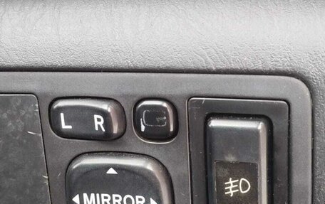 Toyota Allex i рестайлинг, 2001 год, 600 000 рублей, 10 фотография