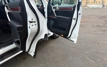 Lexus GX II, 2010 год, 2 650 000 рублей, 16 фотография