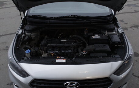 Hyundai Solaris II рестайлинг, 2019 год, 1 380 000 рублей, 22 фотография