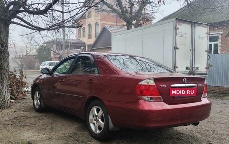 Toyota Camry V40, 2005 год, 825 000 рублей, 2 фотография