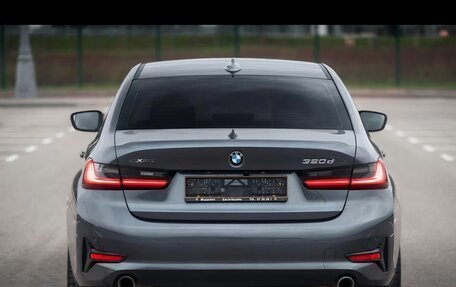 BMW 3 серия, 2019 год, 3 950 000 рублей, 4 фотография