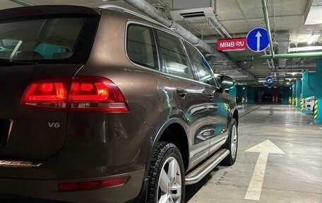 Volkswagen Touareg III, 2011 год, 2 500 000 рублей, 3 фотография