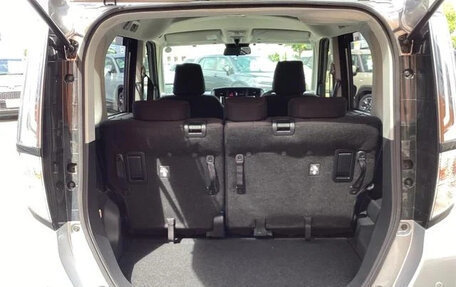 Toyota Roomy I, 2022 год, 1 349 000 рублей, 7 фотография