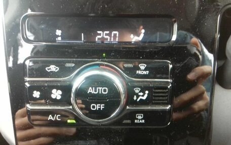 Toyota Roomy I, 2022 год, 1 615 000 рублей, 5 фотография