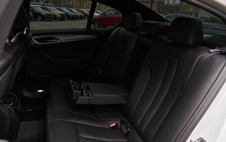 BMW 5 серия, 2017 год, 3 247 000 рублей, 14 фотография