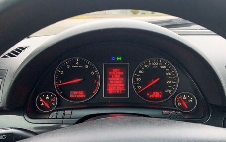 Audi A4, 2004 год, 469 000 рублей, 13 фотография