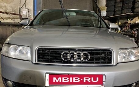 Audi A4, 2004 год, 469 000 рублей, 2 фотография