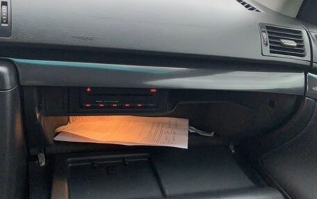 Audi A4, 2004 год, 469 000 рублей, 14 фотография