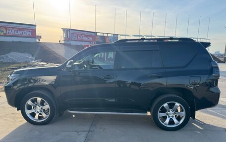 Toyota Land Cruiser Prado 150 рестайлинг 2, 2021 год, 5 655 000 рублей, 4 фотография