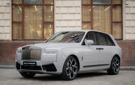 Rolls-Royce Cullinan, 2025 год, 76 000 000 рублей, 7 фотография