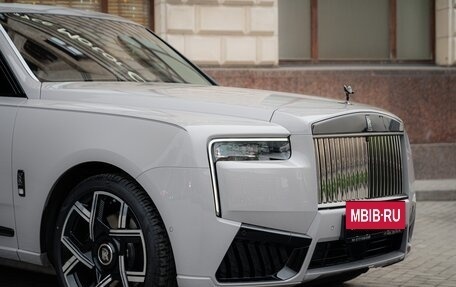 Rolls-Royce Cullinan, 2025 год, 76 000 000 рублей, 3 фотография