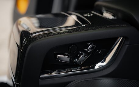 Rolls-Royce Cullinan, 2025 год, 76 000 000 рублей, 22 фотография